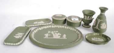 A collection of green and white Jasperwa