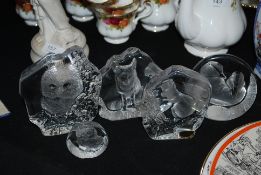 A collection of 4x large Mats Jonasson S