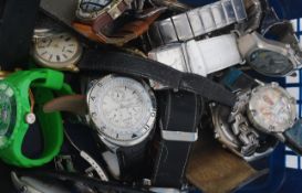 A collection of gentlemans watches to in