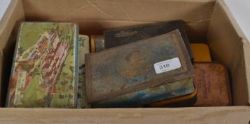 A good selection of assorted vintage adv