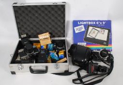 A selection of Vintage cameras to includ