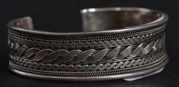 A white metal 925 silver bangle