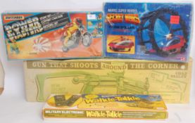 GAMES: A collection of 4x vintage toys /