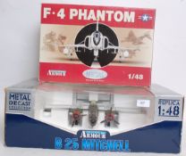 DIECAST; Armour Collection 1:48 scale bo