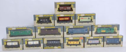WRENN RAILWAYS: A collection of 10x orig