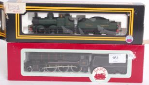 RAILWAYS: Dapol (2x 00 gauge locomotives