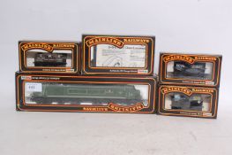 MAINLINE: An original Mainline railway t