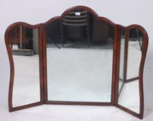 A good early 20th century walnut Queen Anne tryptech 3 section dressing table mirror. Of large