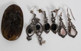 A 20th century chinese oriental jade carved pendant depicting a mermaid