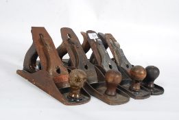 TOOLS; A collection of 4x assorted Stanley & Record wood carving planes