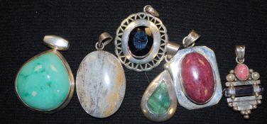 JEWELLERY: Three silver 925 ladies neckl