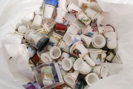 A quantity of collectable thimbles inclu