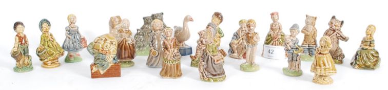 WADE: A collection of 21x Nursery Rhyme