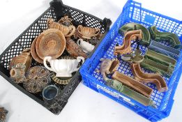 WADE: A large quantity of Wade trinkets,