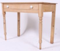 A 19th century country pine side table h