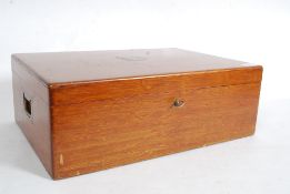 An oak cased canteen of cutlery having t