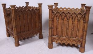 A good pair of 20th century oak style  e