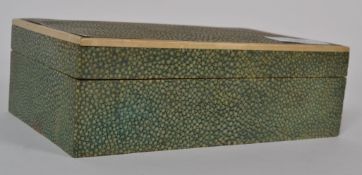 A vintage 20th century Shagreen manta ra