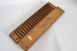 L. Bezemer cigar / cigarette press woode