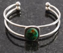 A collection of good costume jewellery t