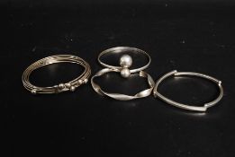 Four silver hallmarked and white metal 9