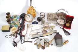 A good mixed lot of items to include min