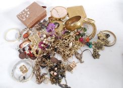 A collection of costume jewellery to inc