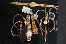 A collection of 9x assorted vintage ladi