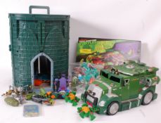 TEENAGE MUTANT NINJA TURTLES; A collecti