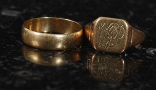 Two 9ct gold 375 rings,
