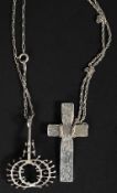 A silver contemporary 925 necklace and pendant of unusual form together with a silver 925 crucifix