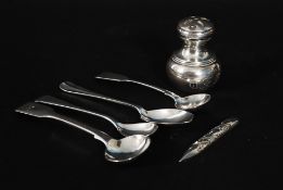 A collection of hallmarked silver items to include 4x silver spoons,