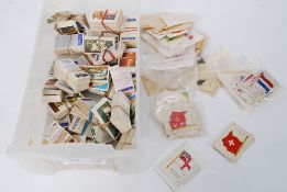 CIGARETTE CARDS; A large collection of assorted Brookebond tea cards,