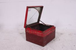 An original 1930's Art Deco Huntley & Pa