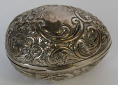 An Edwardian silver hallmarked hinged li