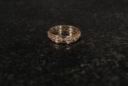A 925 gold and silver eternity ring. The