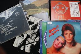 Group of records to incl . : David Bowie