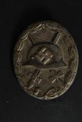 A Second World War Third Reich Nazi silver issue wound badge - 2nd class - Silver (2nd class) for