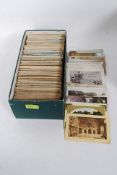 A collection of approx 600 assorted postcards, mostly early 20th century.
