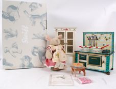 MUFFY VANDERBEAR; An original Vanderbear Family ( Muffy ) kitchen set, within the Steiff box.