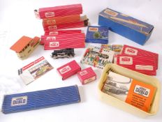 HORNBY DUBLO; A collection of vintage Hornby Dublo OO Gauge railway trainset accessories,