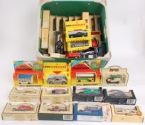 DIECAST; A mixed lot of assorted boxed and loose diecast model cars and vehicles,