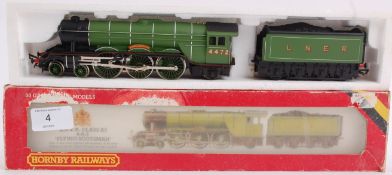 HORNBY; An original Hornby 00 Gauge R845 Flying Scotsman railway trainset locomotive,
