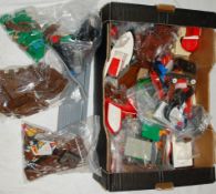 LEGO; A LARGE collection (1x crate) or various loose vintage Lego - comprising of boats, ships,