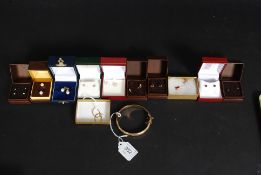 A collection of ladies gold jewellery to include: 9ct gold teardrop pearl necklace pendant together