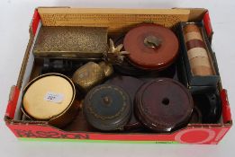 A mixed lot to include assorted measures, trinkets and various other curios,.