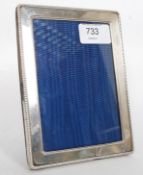 An elegant 20th century silver hallmarked picture / photograph frame