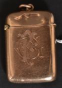 A 9ct gold hallmarked 375 match vesta case with opening lid to top, and engraved detail to front.