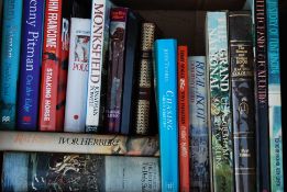 A box of assorted horse racing (and related) books to include Grand National, Flat Racing,