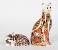 Two pieces of Royal Crown Derby, a cat and a kitten.